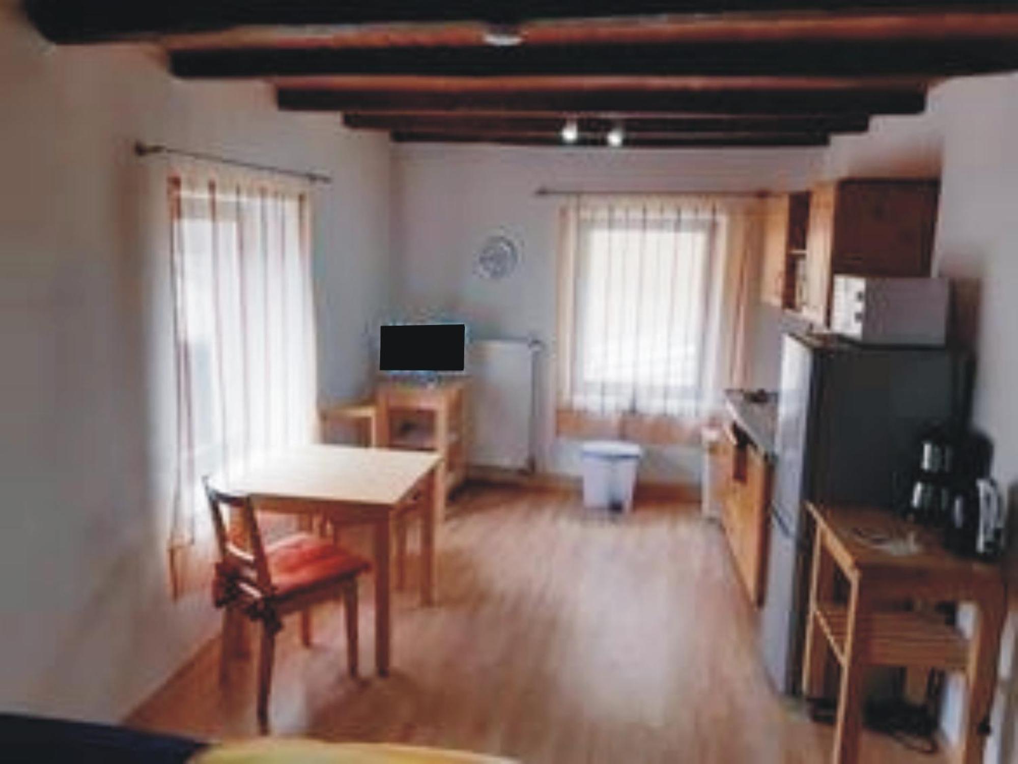Felten Apartment Perl